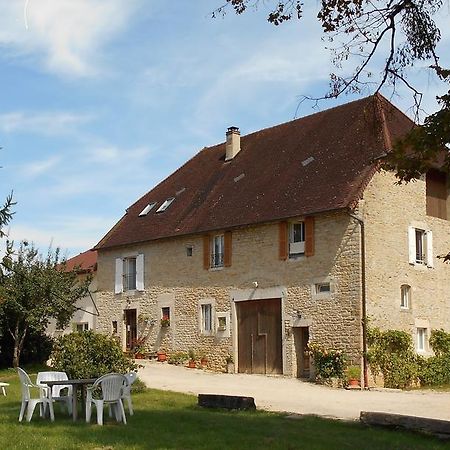 Bed and Breakfast La Ferme De Montard Montmorot Exteriér fotografie