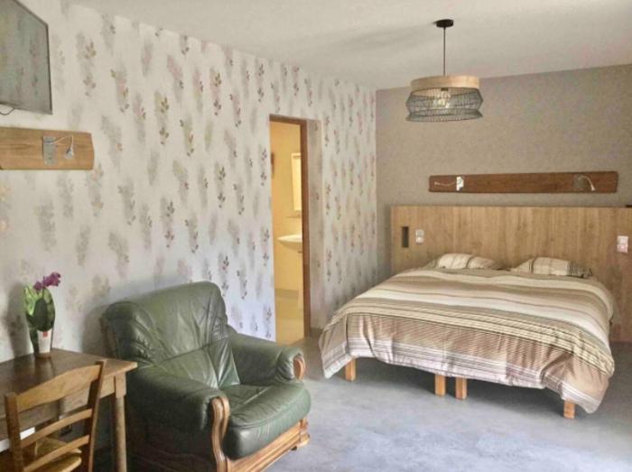 Bed and Breakfast La Ferme De Montard Montmorot Pokoj fotografie