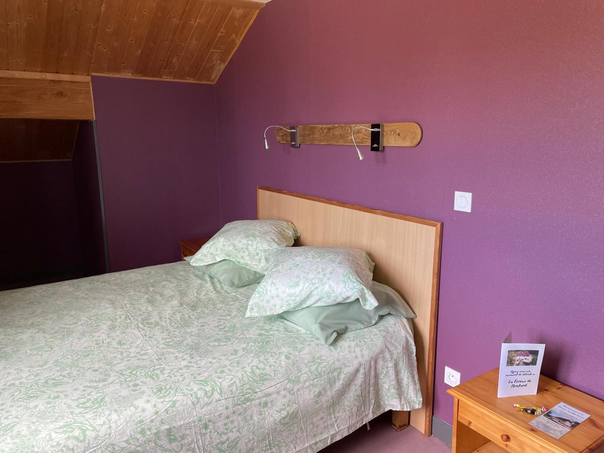 Bed and Breakfast La Ferme De Montard Montmorot Pokoj fotografie