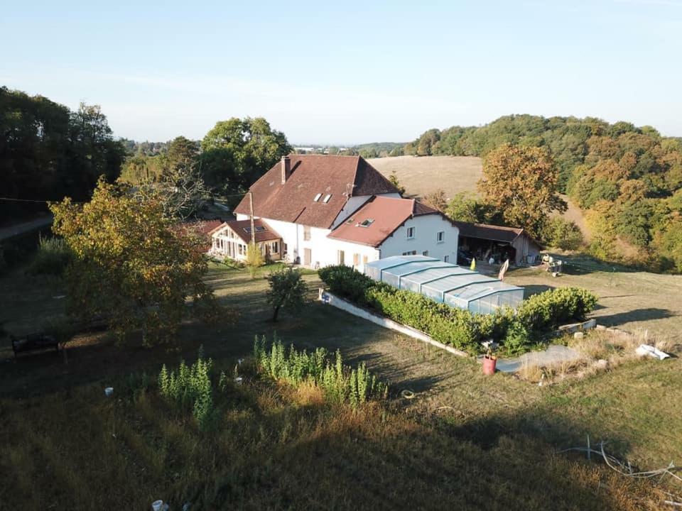 Bed and Breakfast La Ferme De Montard Montmorot Exteriér fotografie